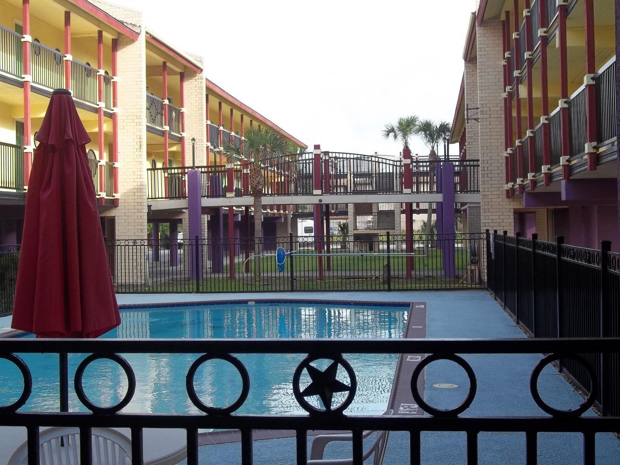 Scottish Inns Galveston Exterior photo
